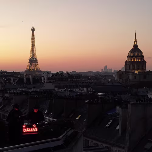 Dälias Hybrid Set in Paris, France for Utopia