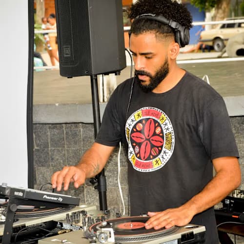 (brasilidades & edits) DJ JOSAFÁ - "Ainda Temos Swing 2"